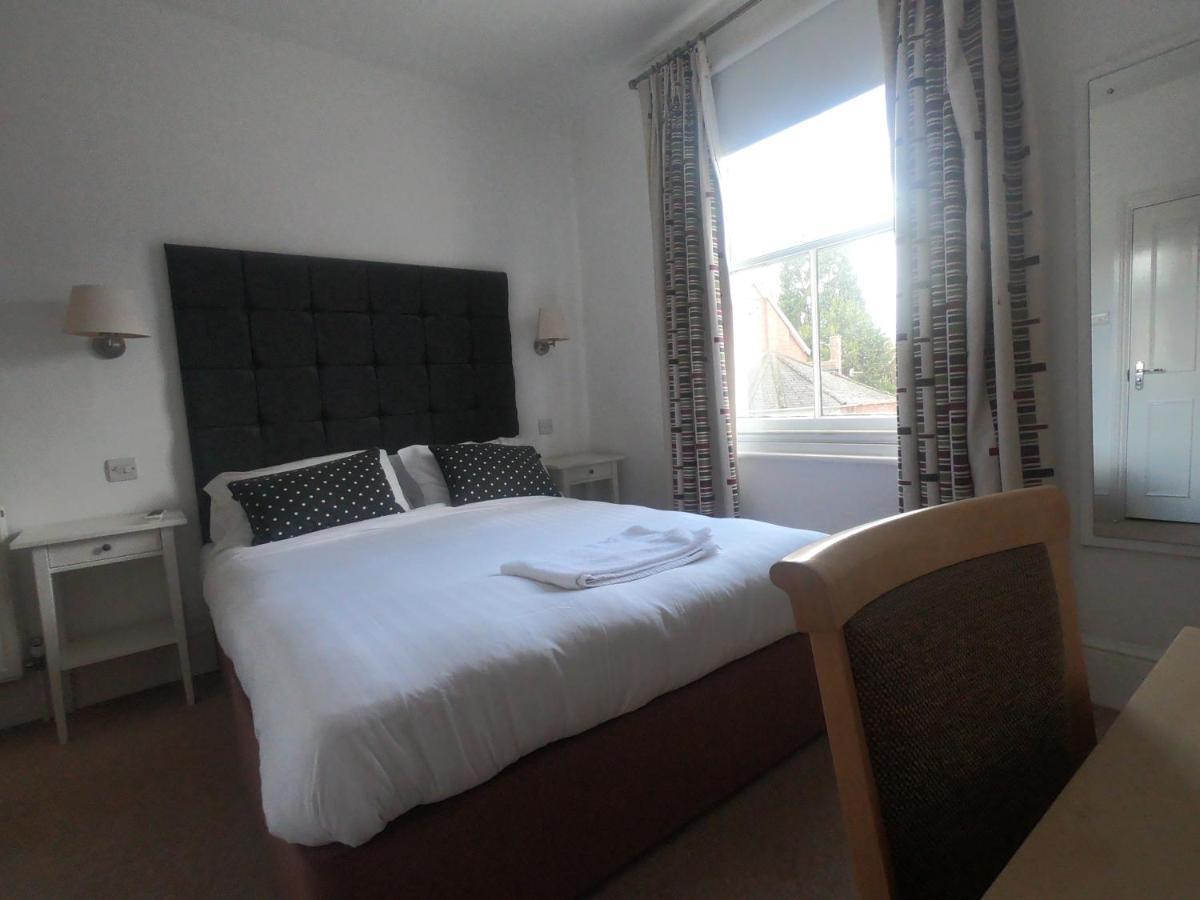 The George Hotel Henfield Exterior foto